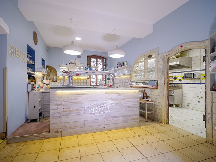 Комерційне приміщення в оренду, 128 м² (3 з 18)