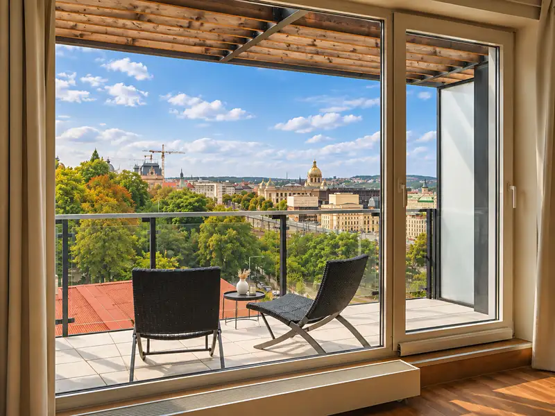 Prodej bytu 1+kk 46 m², Praha – náhled fotky 1