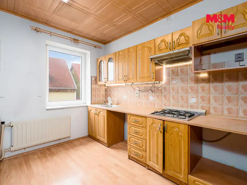 Prodej rodinného domu 150 m², pozemek 354 m², Dubí – náhled fotky 3