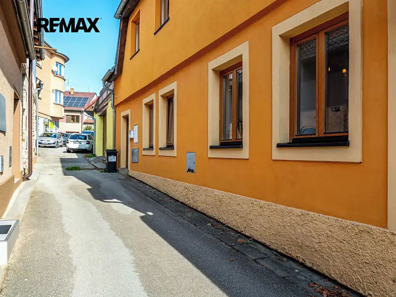 Prodej rodinného domu 137 m², pozemek 96 m², Lišov – náhled fotky 1