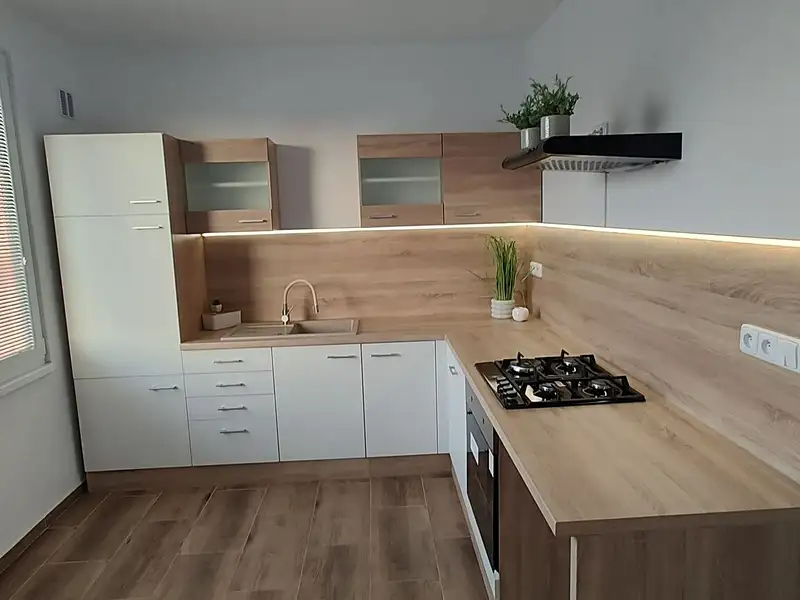 Prodej bytu 3+1 72 m², Jaroměř – náhled fotky 1