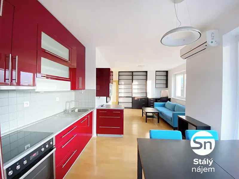 Pronájem bytu 2+kk 55 m², Praha – náhled fotky 2