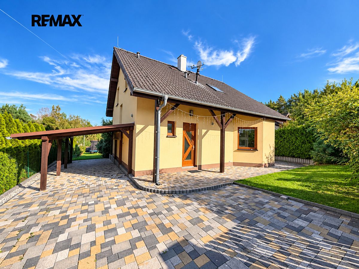 Prodej rodinného domu 160 m², pozemek 700 m², Třemošná – fotka 1 z 3