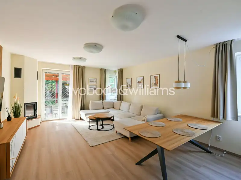 Prodej rodinného domu 178 m², pozemek 686 m², Praha – náhled fotky 3