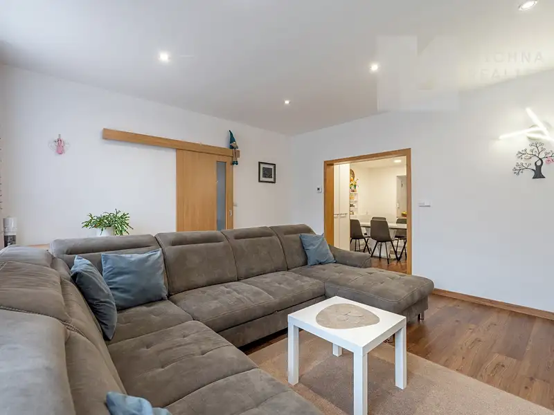 Prodej rodinného domu 190 m², pozemek 653 m², Kunštát – náhled fotky 2