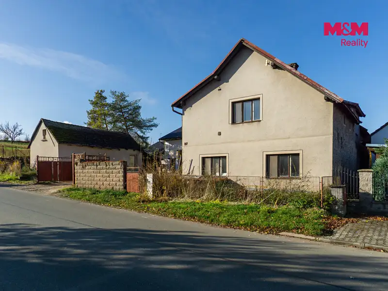Prodej rodinného domu 290 m², pozemek 1079 m², Smržov – náhled fotky 3