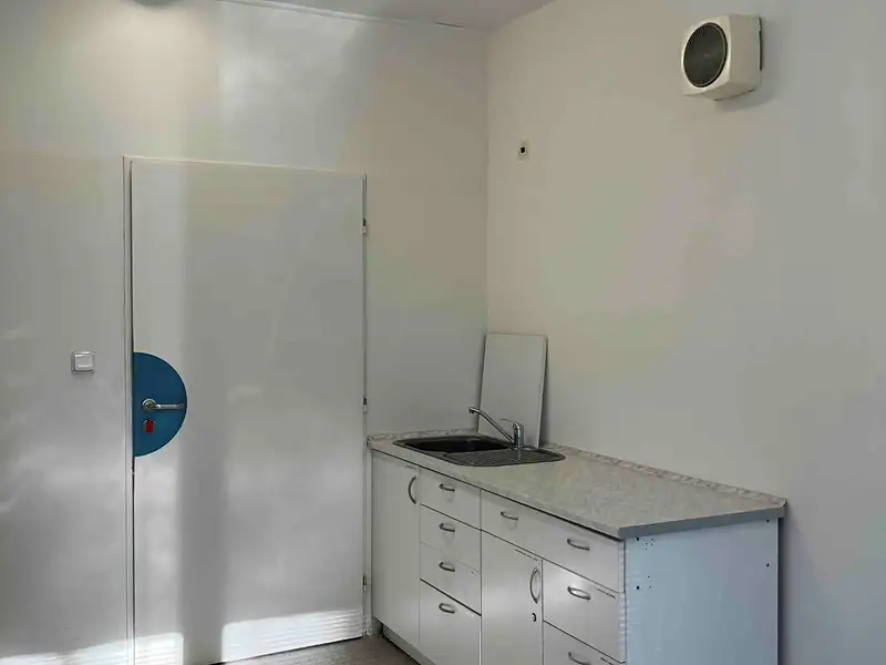 Pronájem ordinace 32 m², Neratovice – náhled fotky 3