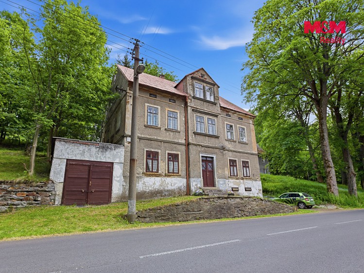 Haus zum Kauf, 230 m² (2 von 30)