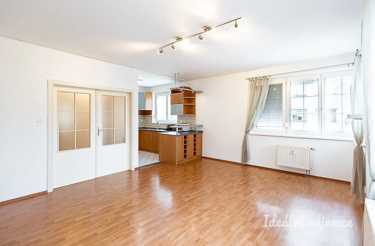 Pronájem bytu 2+kk 68 m²