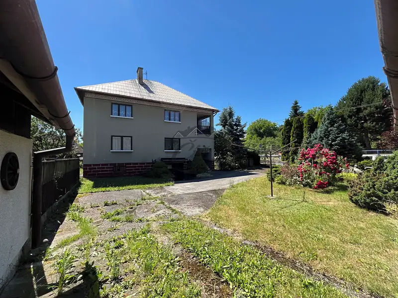 Prodej rodinného domu 259 m², pozemek 865 m², Střelná – náhled fotky 1