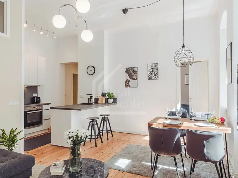 Pronájem bytu 3+kk 85 m², Praha – náhled fotky 2