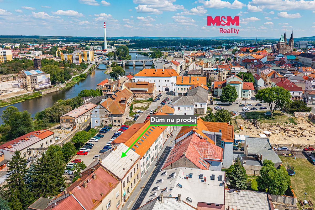 Prodej obchodního prostoru 230 m², Kolín – fotka 1 z 3
