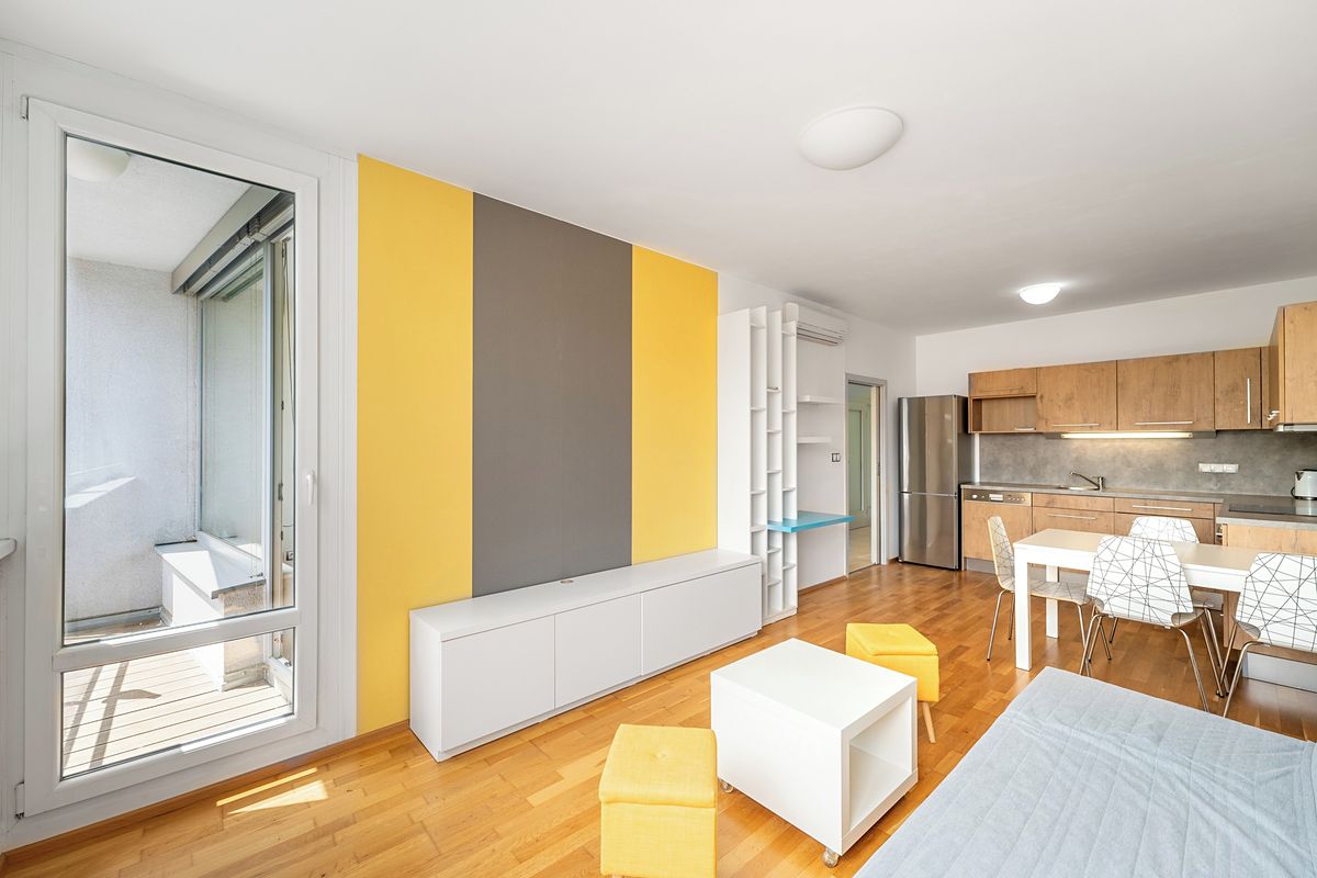 Pronájem bytu 2+kk 50 m² – fotografie 5