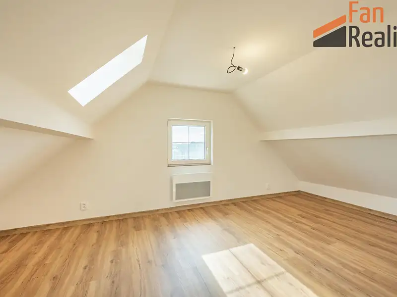 Prodej bytu 2+kk 45 m², Praha – náhled fotky 2