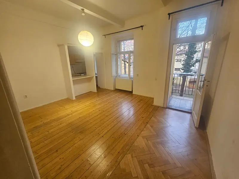Pronájem bytu 2+kk 65 m², Praha – náhled fotky 1