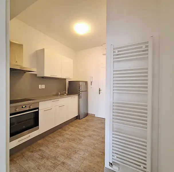 Pronájem bytu 2+1 49 m², Praha – náhled fotky 1