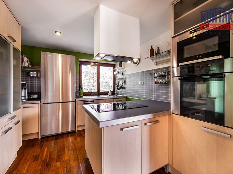 Будинок на продаж, 261 м² (13 з 31)
