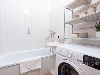 Prodej bytu 2+kk, 40 m² (2 z 8)
