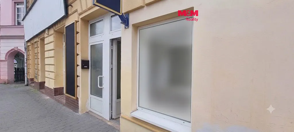 Pronájem obchodního prostoru 30 m²