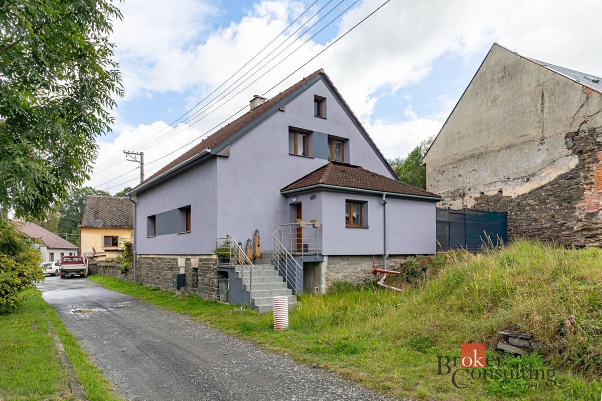 Prodej rodinného domu 200 m², pozemek 1395 m², Budišov nad Budišovkou – fotka 1 z 3
