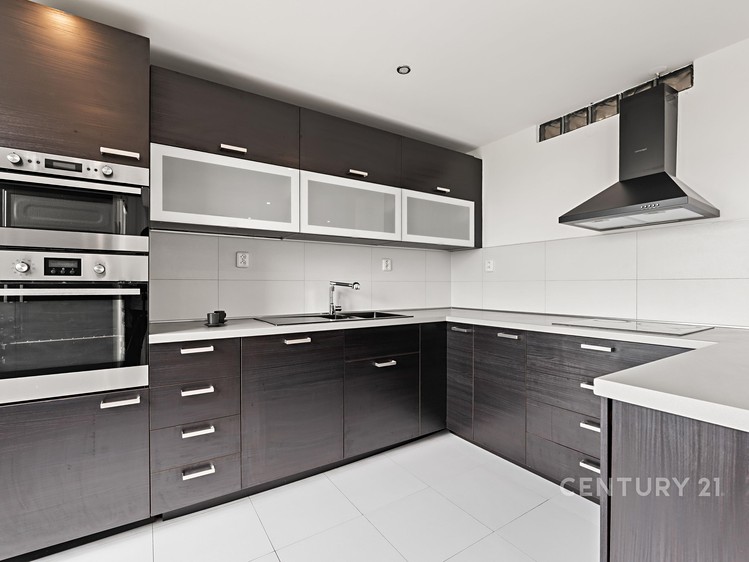 Prodej bytu 3+kk, 73 m² (4 z 17)