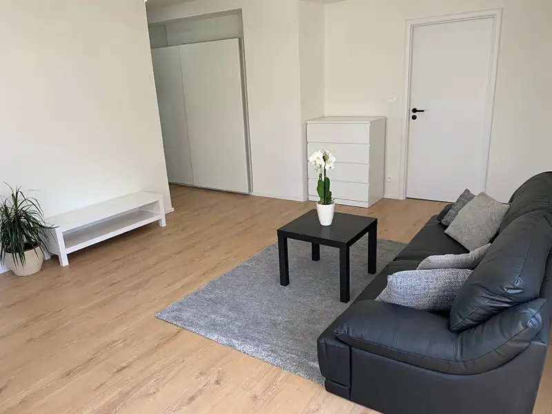 Pronájem bytu 2+kk 50 m², Praha – náhled fotky 3