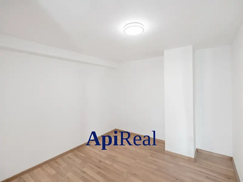 Prodej bytu 1+kk 34 m², Praha – náhled fotky 3