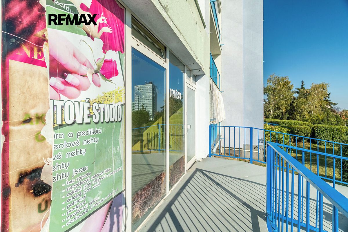 Pronájem obchodního prostoru 27 m² – fotografie 5