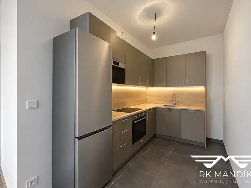 Pronájem bytu 2+kk 45 m², Praha – náhled fotky 3