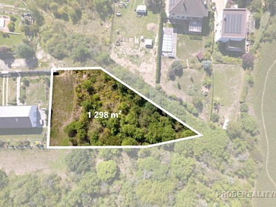 Prodej  stavebního pozemku 1 298 m²