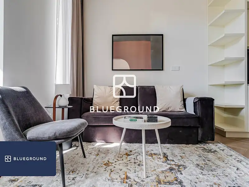 Pronájem bytu 2+kk 46 m², Praha – náhled fotky 1