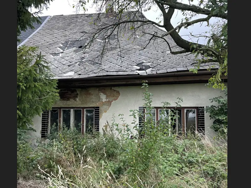 Dražba rodinného domu 200 m², pozemek 838 m², Provodovice – náhled fotky 1