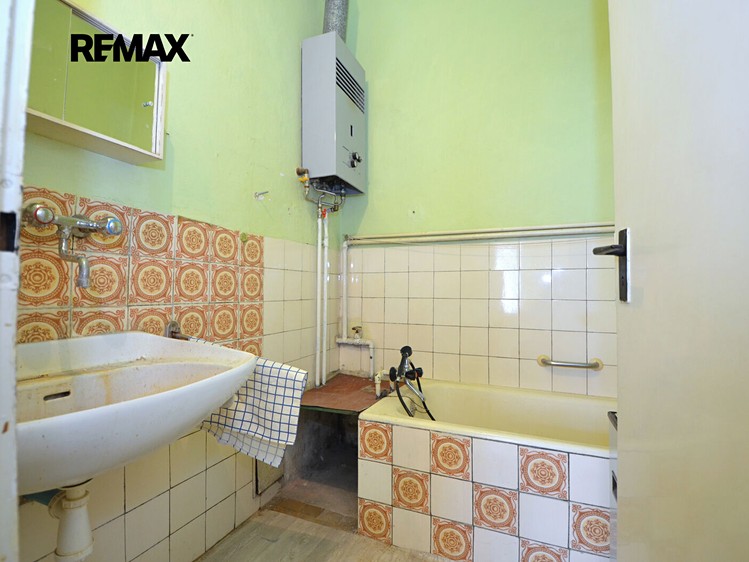 Комерційне приміщення на продаж, 90 м² (23 з 52)
