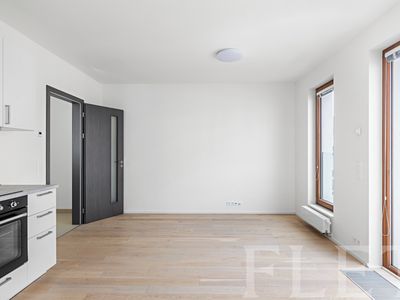 Pronájem bytu 1+kk 32 m²