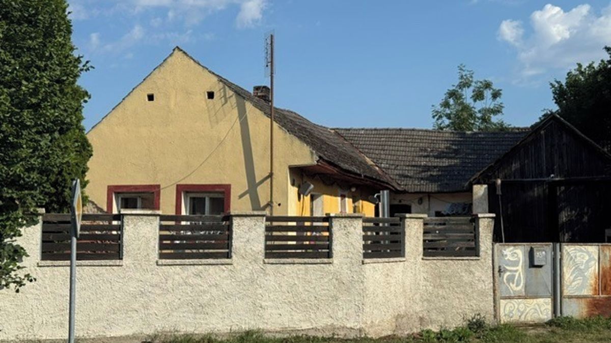 Dražba rodinného domu 348 m², pozemek 348 m², České Budějovice – fotka 1 z 3