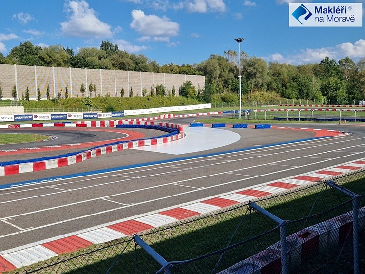 Prodej bytu 1+kk, 34 m² (28 z 31)
