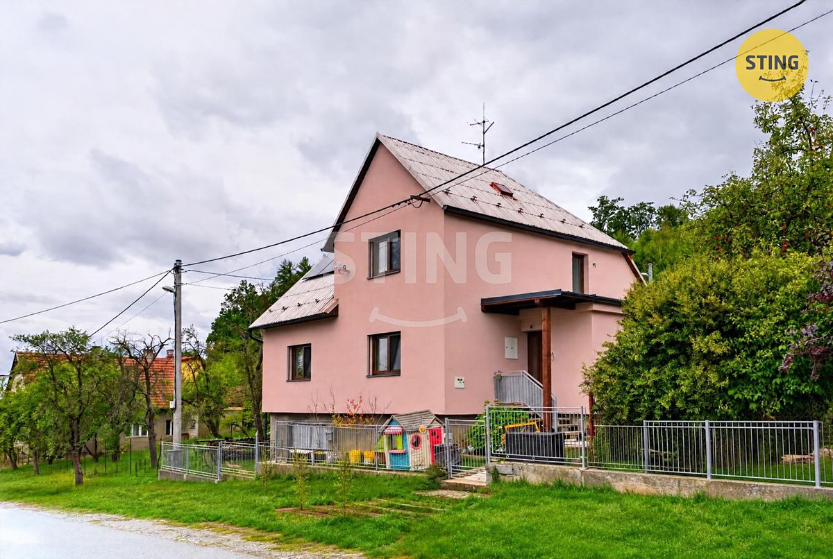 Prodej rodinného domu 147 m², pozemek 829 m² – fotografie 4