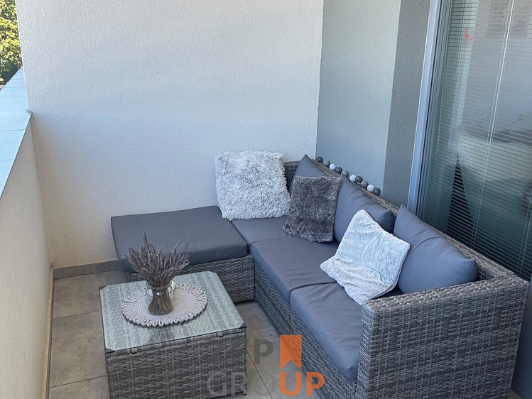 Квартира 1+kk в оренду, 37 м² (7 з 9)
