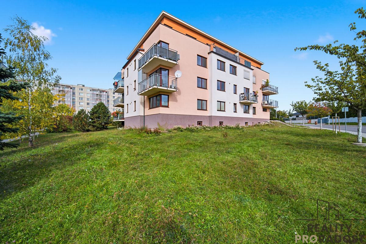Pronájem bytu 2+kk 73 m² – fotografie 2