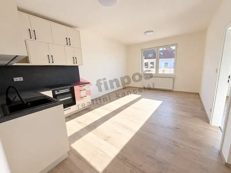 Pronájem bytu 2+kk 59 m², Vlašim – náhled fotky 1