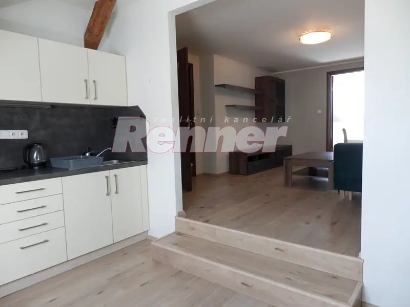 Pronájem bytu 2+1 66 m², Ústí nad Labem – náhled fotky 3
