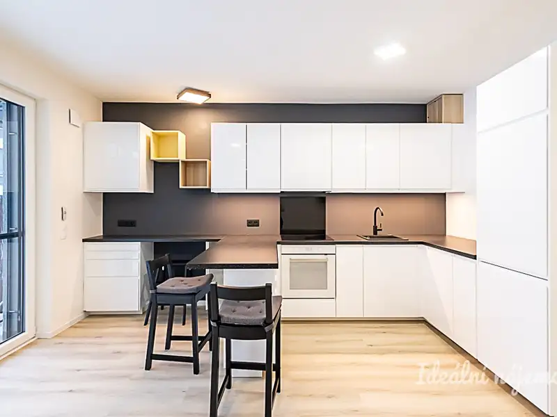 Pronájem bytu 1+kk, 40 m², Praha 10, Praha