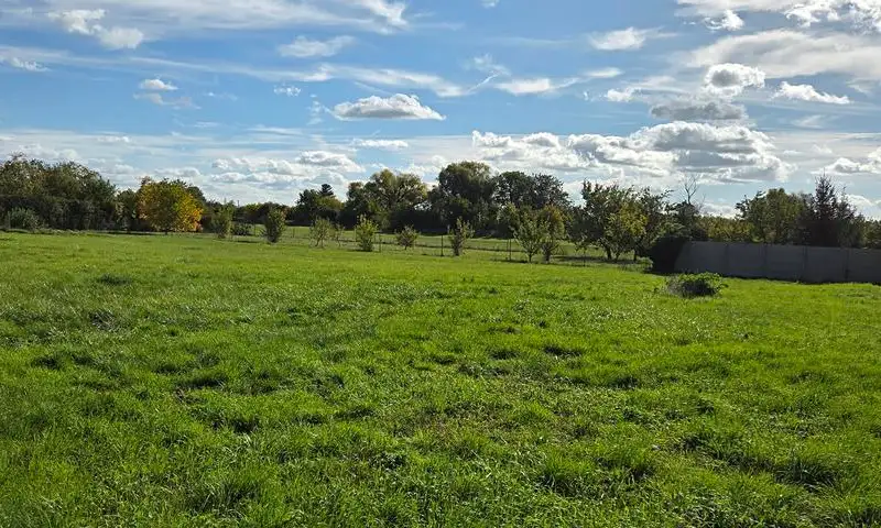 Prodej stavebního pozemku 800 m², Kroměříž – náhled fotky 2