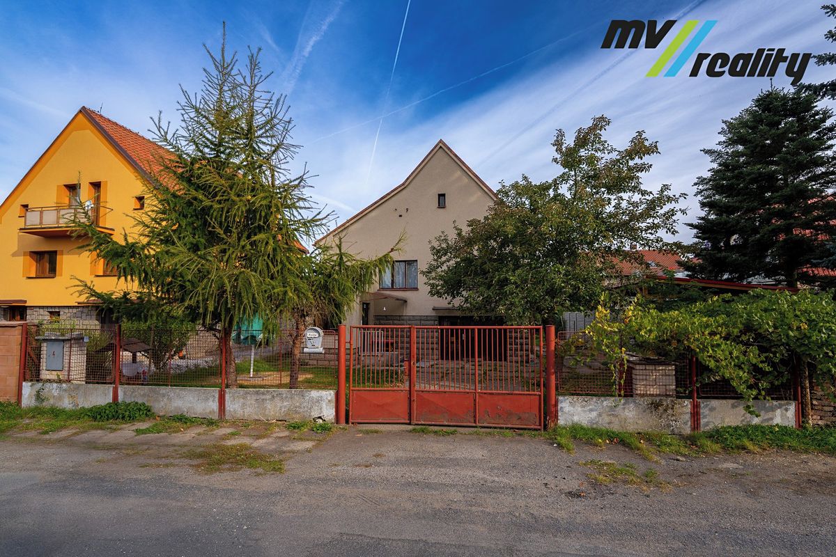 Prodej rodinného domu 91 m², pozemek 783 m² – fotografie 2