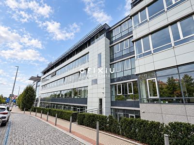 Pronájem kanceláře 1626 m²