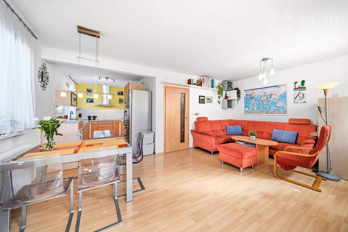 Prodej rodinného domu 112 m², pozemek 221 m² – fotografie 4