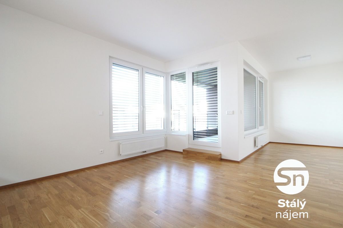 Pronájem bytu 1+kk 40 m² – fotografie 4