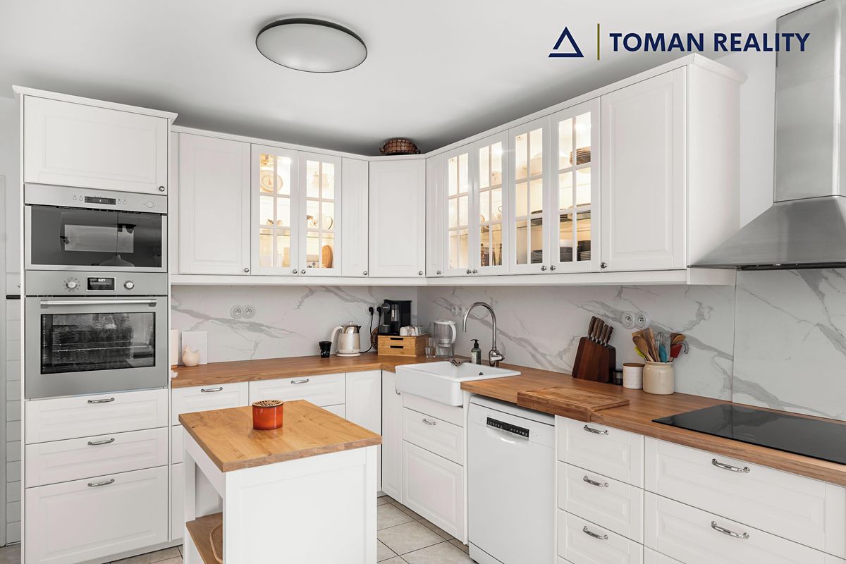 Prodej rodinného domu 234 m², pozemek 4501 m² – fotografie 4