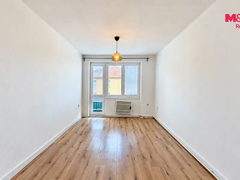 Pronájem bytu 2+1 56 m², Louny – náhled fotky 3