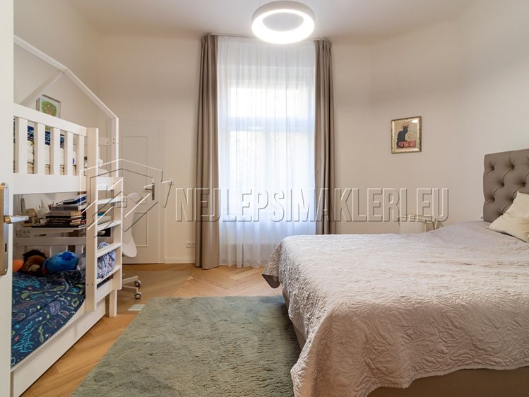 Pronájem bytu 2+kk, 55 m² (9 z 17)